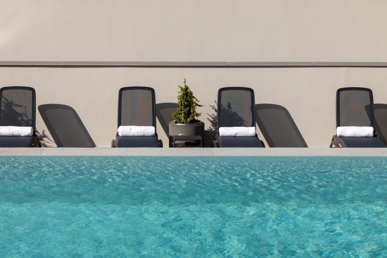 Only Boutique Suites & Residences リマソール エクステリア 写真